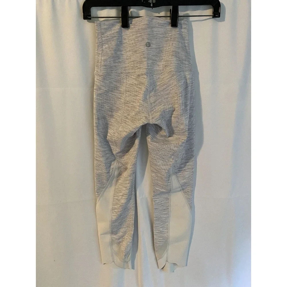 Lululemon Wunder Under‎ Crop II Roll Down Scallop Luxtreme 24
